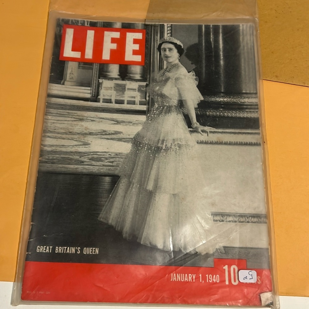 Life magazine with Queen Elizabeth, dated January 1940
